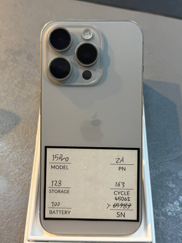گوشی موبایل اپل - استوک - مدل iphone 15 Pro حافظه 128 گیگ - سلامت باتری 100